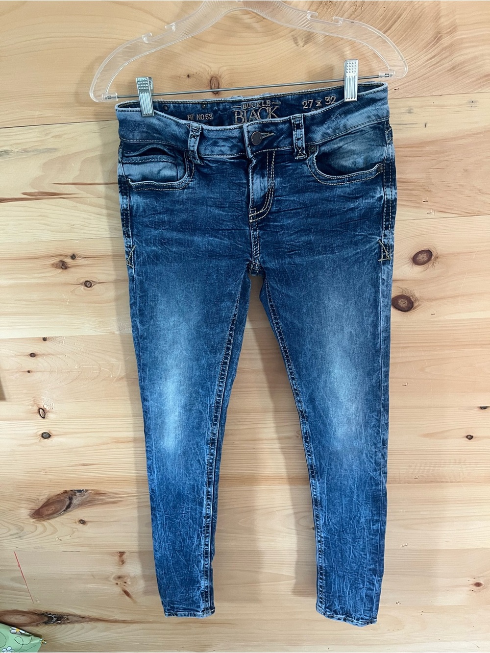 Buckle Black Women's Distressed Dark Blue Skinny Jeans 27x32
